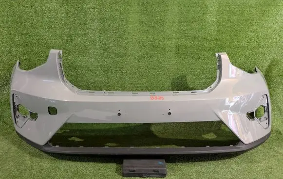 Volvo XC40 Front bumper 