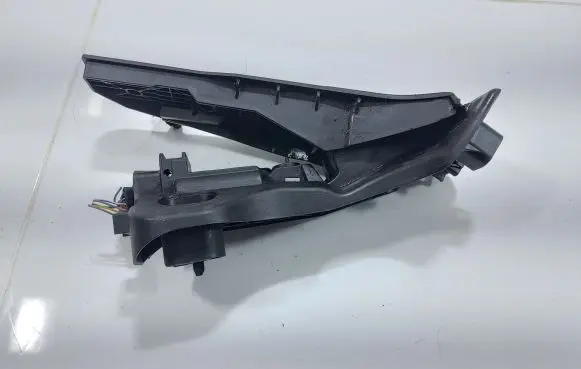 Audi A3 S3 8P Accelerator throttle pedal 8P721503 6PV00860060