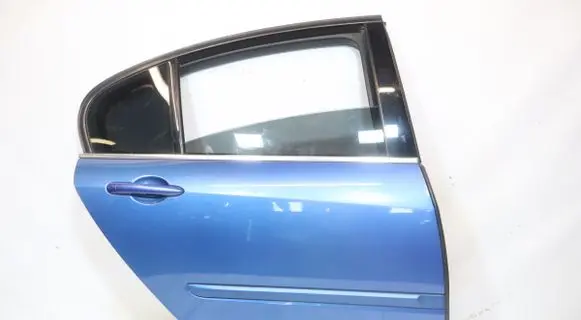 Renault Laguna III Rear door