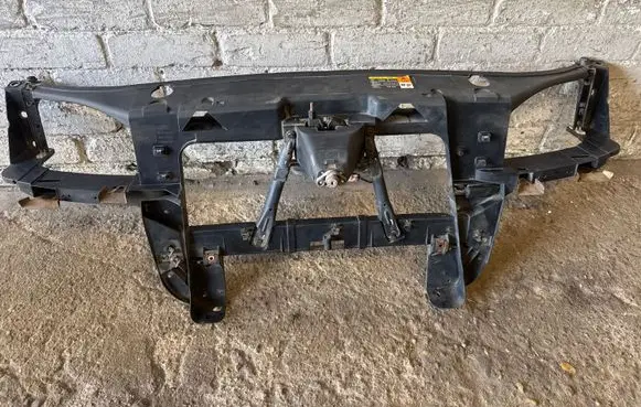 Ford Mondeo Mk III Radiator support slam panel 1S7X8242G0C