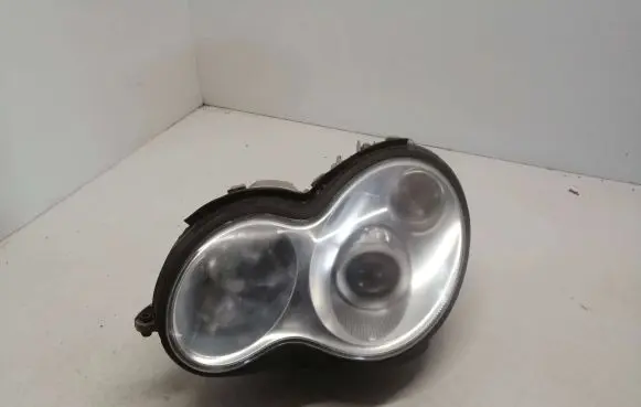Mercedes-Benz C W203 Headlight/headlamp 1305235743