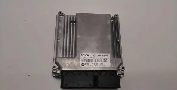 BMW 5 E60 E61 Engine control unit/module 7803373 1039S16470 0281013501