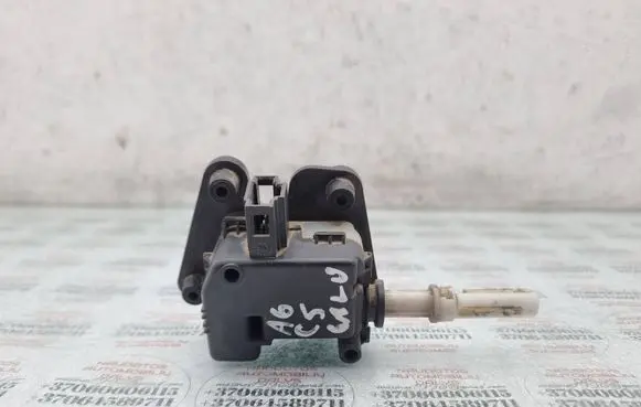 Audi A6 S6 C5 4B Tailgate boot lock/latch motor 8E9827833