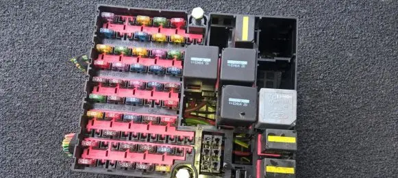 Ford Fiesta Fuse box set 4S5T14401BJB 4S5T-14401-BJB