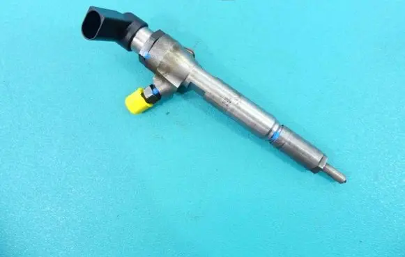 Renault Megane II Fuel injector 8200380253 IMPRK1301110