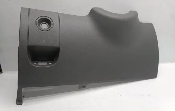 Chrysler 300 - 300C Dashboard lower bottom trim panel 0XB32TRMAB 48876A 1064420EC