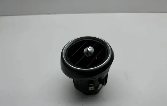 Mercedes-Benz C W205 Dash center air vent grill A2058300201