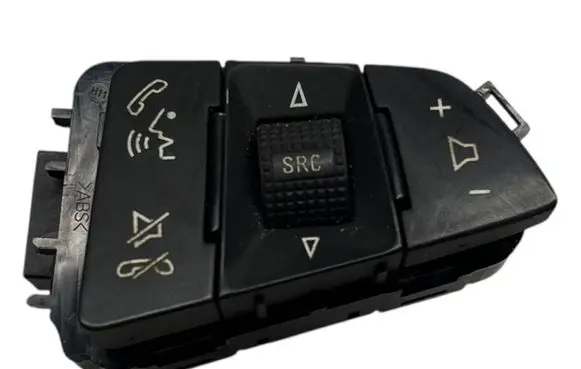 Steering wheel buttons/switches