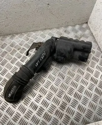 Honda CR-V Air intake duct part res30