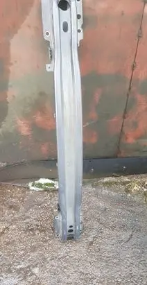 Volvo XC70 Front bumper cross member 30791152
