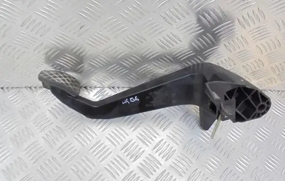 Audi A4 S4 B6 8E 8H Brake pedal 8E1721316A