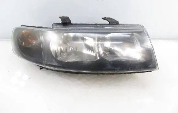Seat Leon (1M) Headlight/headlamp 1M1941002D