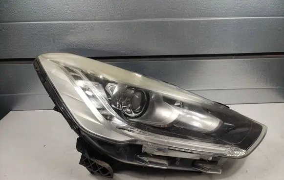 Citroen DS5 Headlight/headlamp 9802086780