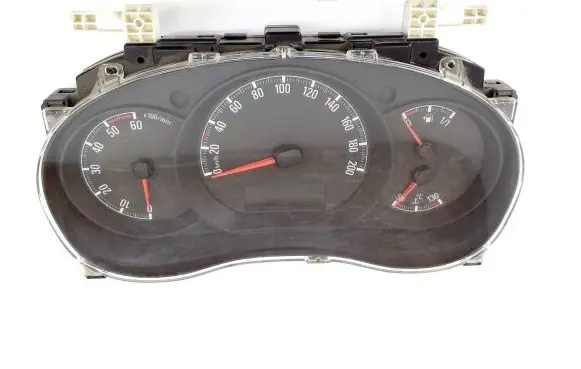 Opel Movano B Speedometer (instrument cluster) P248103635R