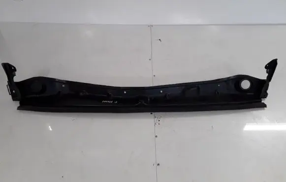 Dacia Dokker Wiper trim 663129621