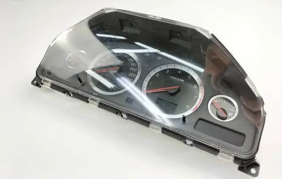 Volvo V70 Speedometer (instrument cluster) 30746100