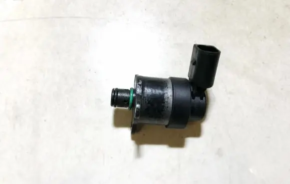 Fuel pressure sensor