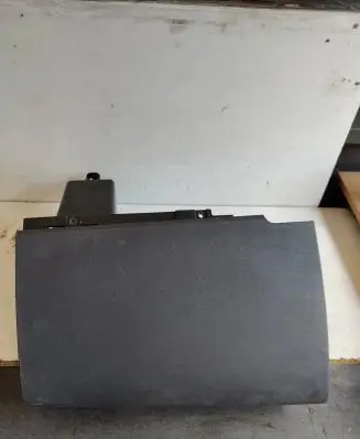 Mitsubishi Colt Glove box MN140025ZZ MN140024ZZ 387447