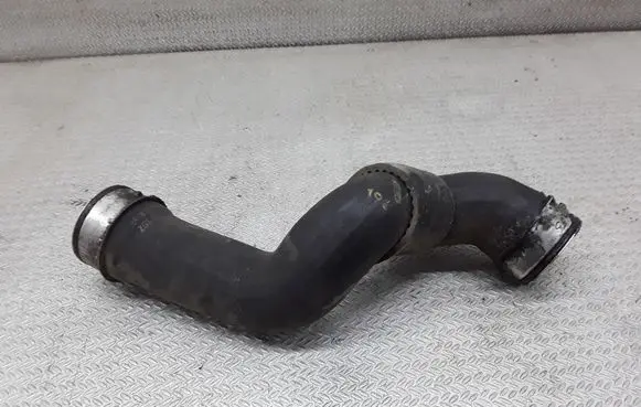 Mercedes-Benz C W203 Intercooler hose/pipe A2035281782