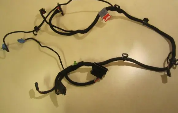 Engine installation wiring loom