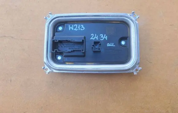 Mercedes-Benz E W213 Headlight ballast module Xenon A2139002434