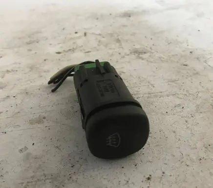 Ford Mondeo MK II Windscreen/window heater switch 0996 PA6GF30 D3LUA