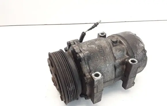 Renault Scenic I Air conditioning (A/C) compressor (pump) 7700866828 1132K