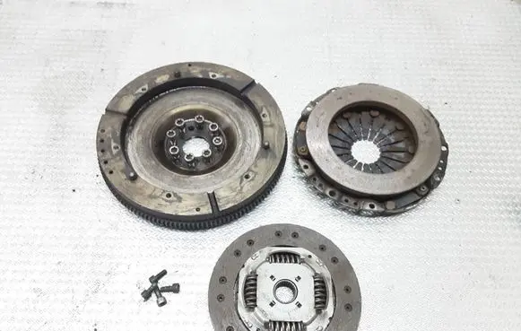 Mercedes-Benz C W202 Clutch set kit 1862365032 3082256133