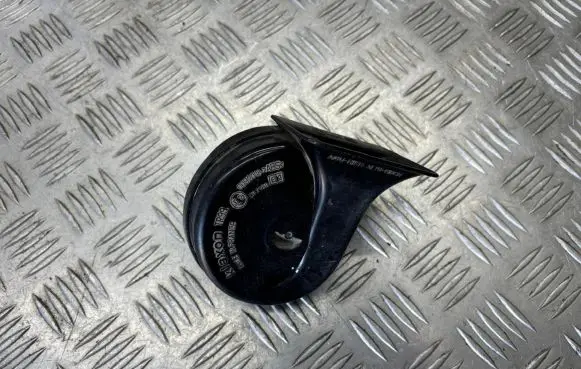 Volkswagen Golf IV Horn signal 00920182