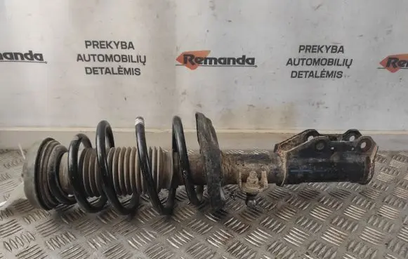 Front shock absorber with coil spring