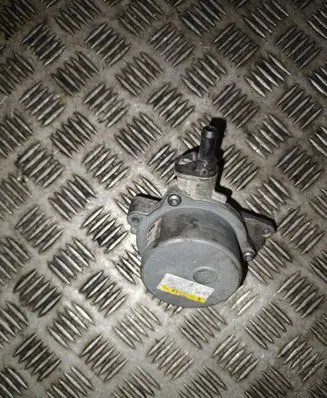 KIA Ceed Vacuum pump 288102A101