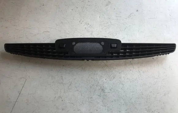 Audi A3 S3 8P Dashboard air vent grill cover trim 8P0819635