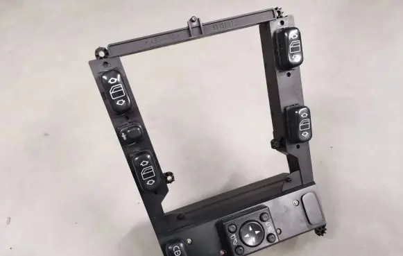 Mercedes-Benz ML W163 A set of switches A1638205010 03751710