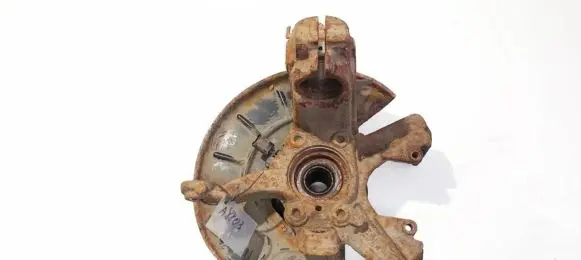 Skoda Octavia Mk2 (1Z) Front wheel hub