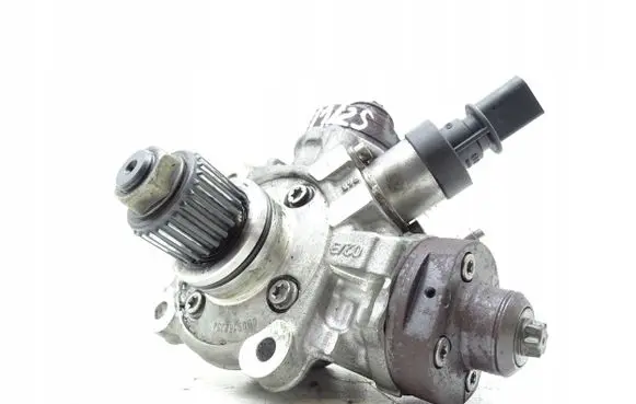 Audi A7 S7 4G Fuel injection high pressure pump 059130755CC