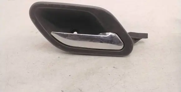 BMW 5 E39 Front door interior handle 8226050