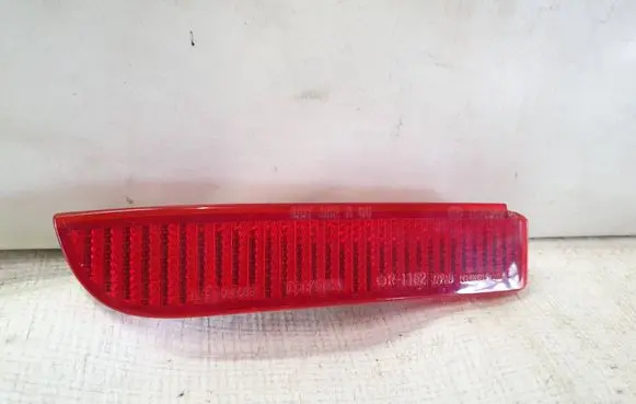 Toyota Avensis T270 Rear tail light reflector 1070002