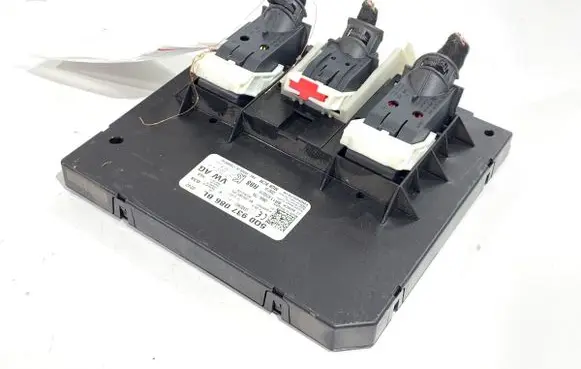 Volkswagen Touran III Central body control module 5Q0937086BL