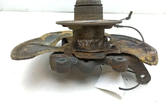 Mercedes-Benz CLK A209 C209 Front wheel hub