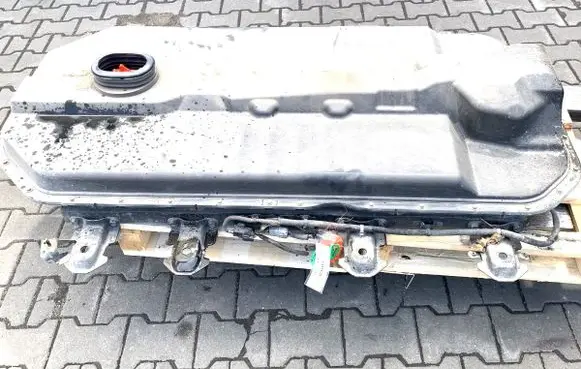 Mitsubishi Outlander Hybrid / electric car battery 9499F004
