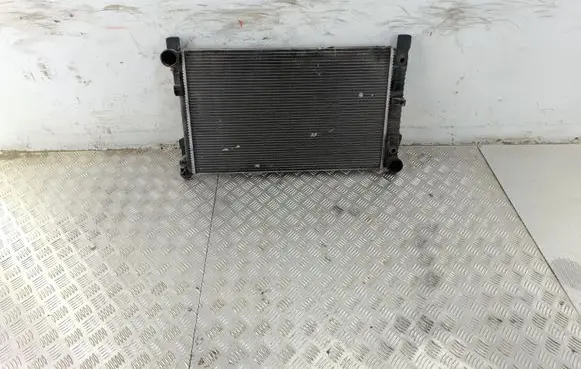 Mercedes-Benz CLK A209 C209 Coolant radiator A2035002503