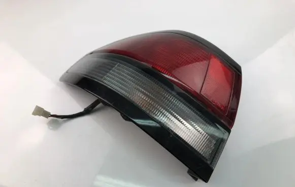 Mazda 626 Tailgate rear/tail lights 22061825