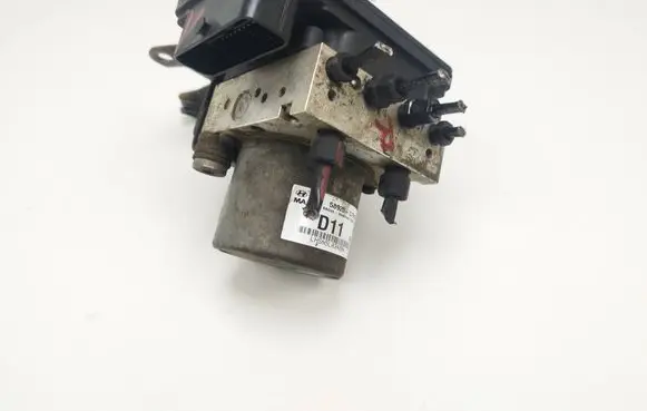 Hyundai Tucson TL ABS Pump 58920D7911