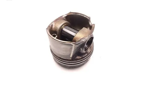 Piston