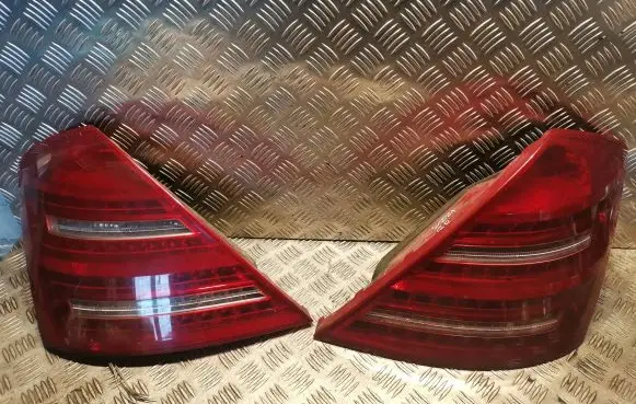 Mercedes-Benz S W221 Rear/tail lights set 