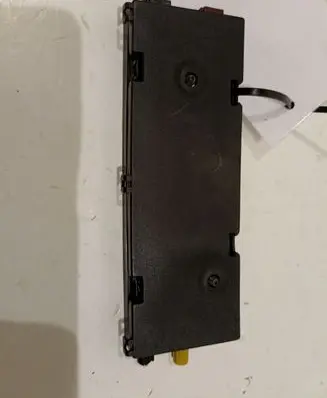 BMW 1 E81 E87 Antenna control unit 65206958900