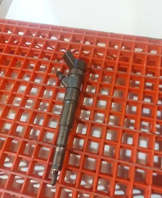 BMW 7 E38 Fuel injector 2354093