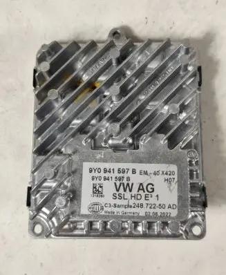 Volkswagen Tiguan Xenon control unit/module 9Y0941597B 24872250 6Y0941597B