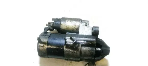 Renault Megane II Starter motor 8200227092 m000t91581