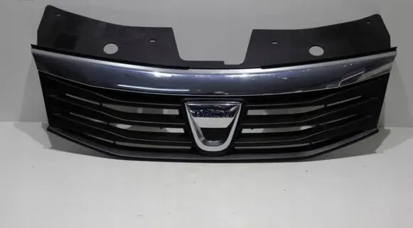 Dacia Sandero Front bumper upper radiator grill 8200735104